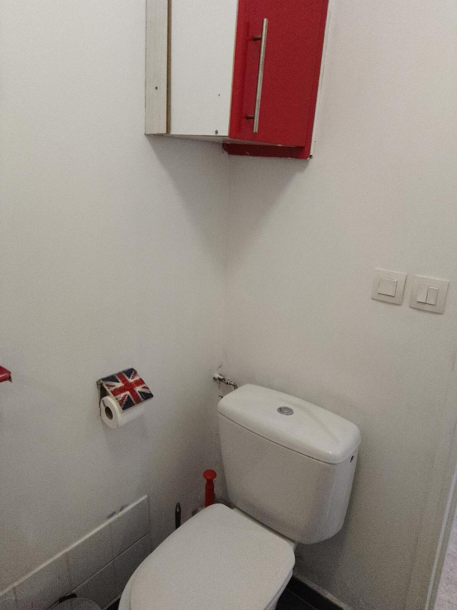 פריז Guesthouse Familial Pour 2,3,4 Personnes De 44M2- Accessible Handic -Rez De Chaussee-Vues Sur Rue Et Patio Prive - Sejour, Chambre Separee-Cuisine,Salle De Bain,Lit Double Et Canape-Lit 2Pers-Entree De La Rue Berzelius-5 Minutes Du Metro Brochant-Lig מראה חיצוני תמונה